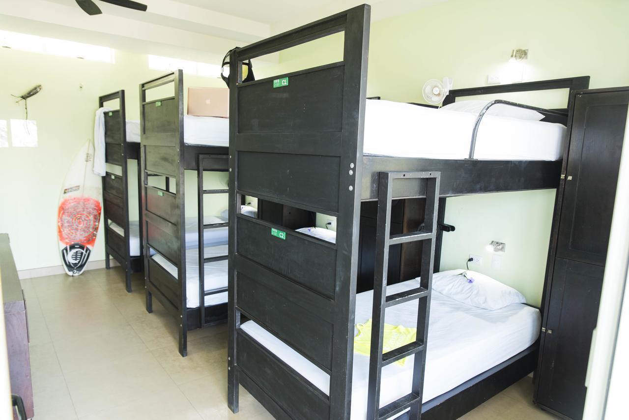 Room2Board Hostel And Surf School جاكو المظهر الخارجي الصورة