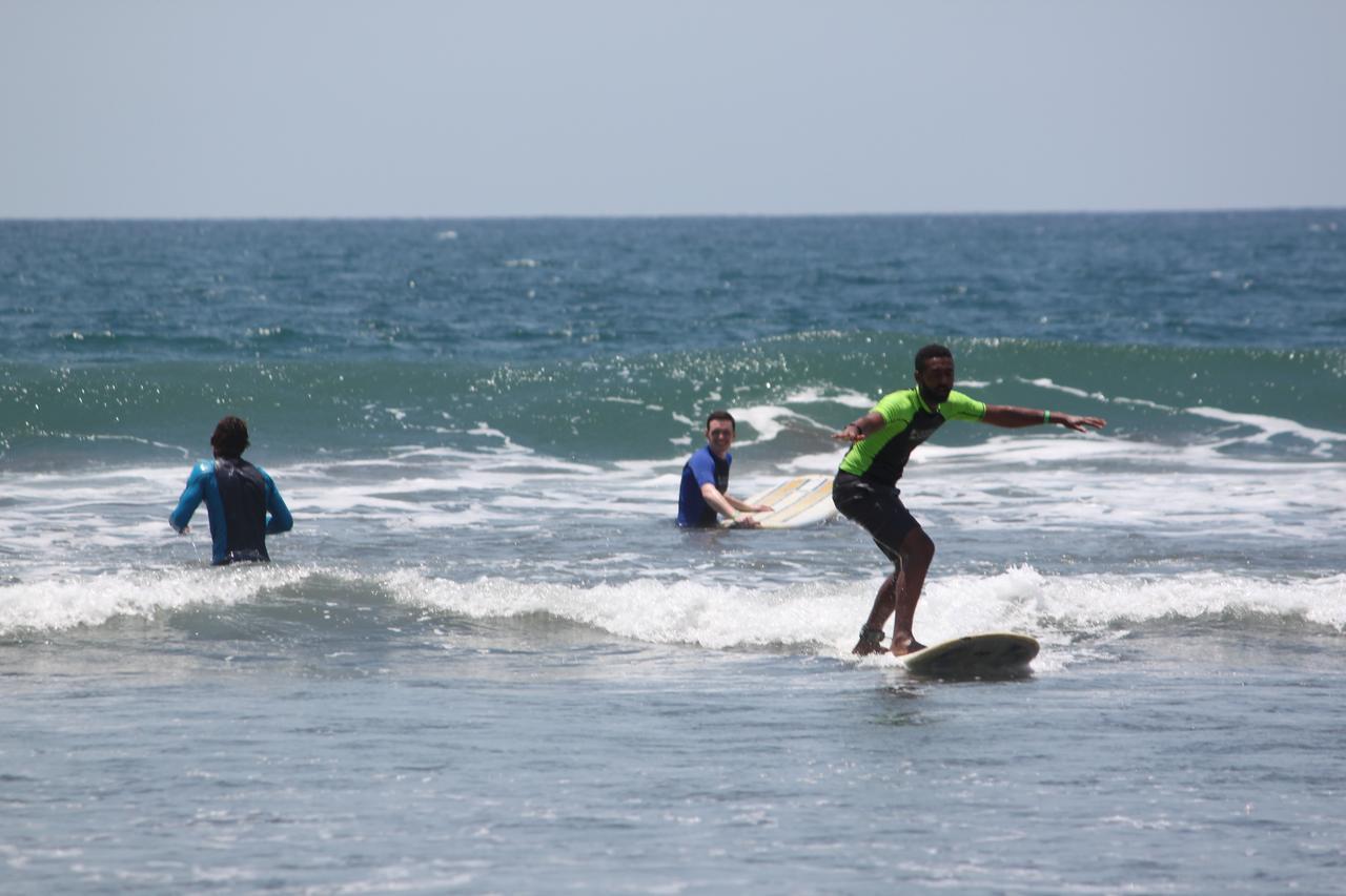 Room2Board Hostel And Surf School جاكو المظهر الخارجي الصورة